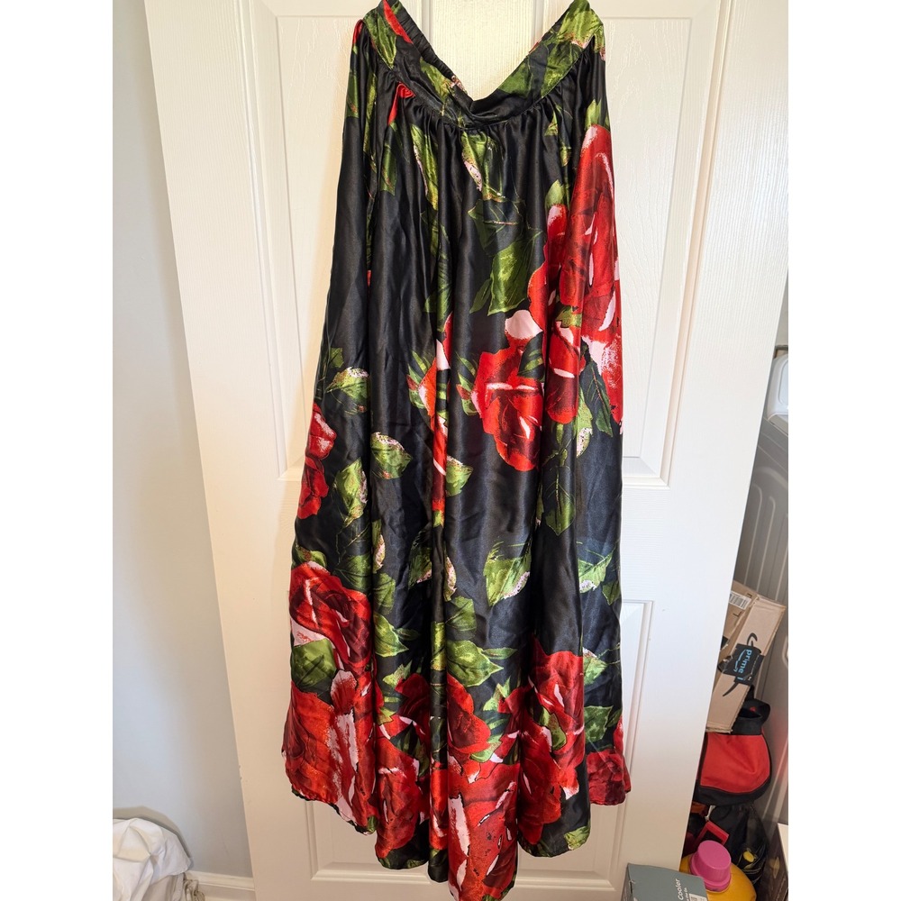 Truly 4 You Women Black Red Rose Floral Satin Maxi Skirt Size S Full Length